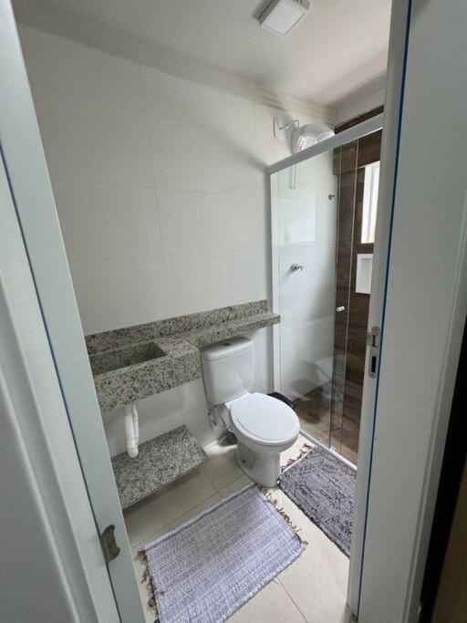 Aparto Canto Da Praia /40M D Mar Apartment บอมบินญัส ภายนอก รูปภาพ