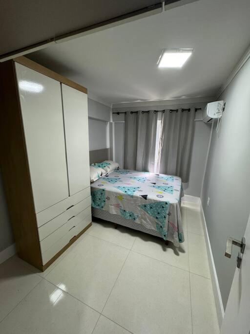 Aparto Canto Da Praia /40M D Mar Apartment บอมบินญัส ภายนอก รูปภาพ