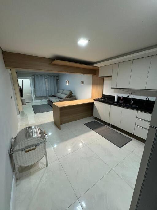 Aparto Canto Da Praia /40M D Mar Apartment บอมบินญัส ภายนอก รูปภาพ